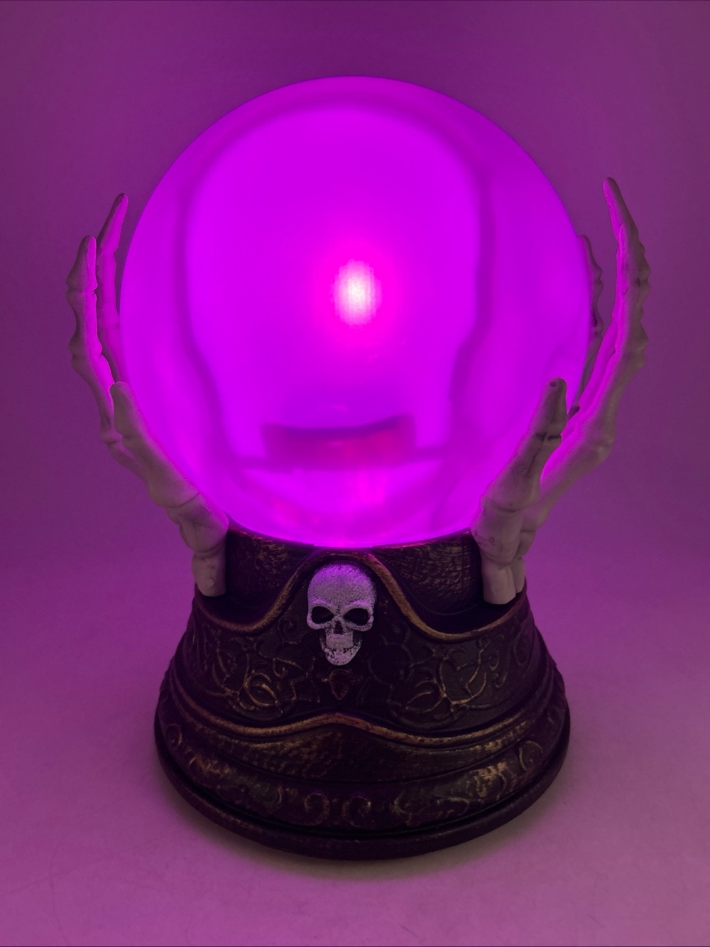 Lighted Color Changing Crystal Ball Halloween Prop Decor w/ Skull Base Motion